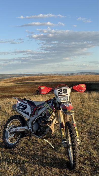 HONDA CRF 250 2011 injectie (nu fac schimburi)