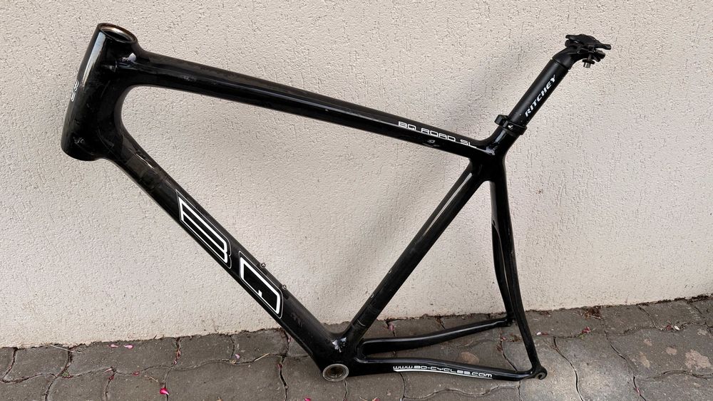 Cadru cursiera carbon BQ Road XL 60cm fisurat