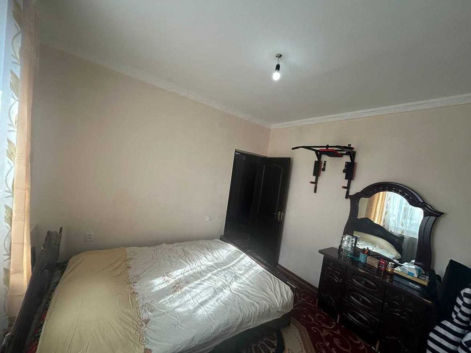 продаётся 3  комнатная квартира