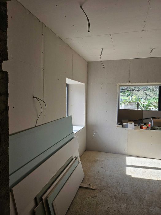 Продава се Къща в Добрич, Строител - 176 кв.м за 682 €/кв.м - Снимка #15