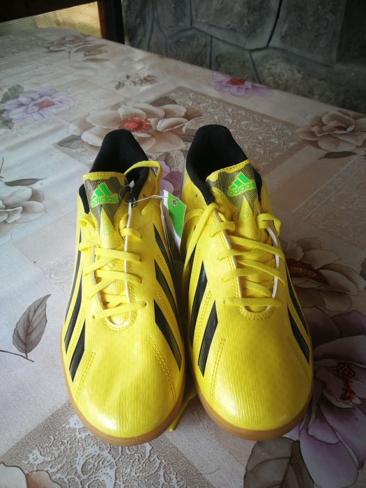 Vând adidas f10!!!