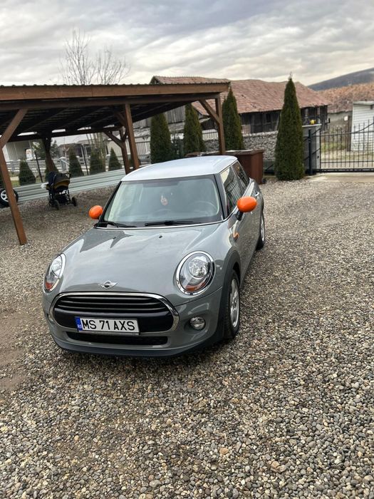 Vand Mini cooper 1.5benzina 2018