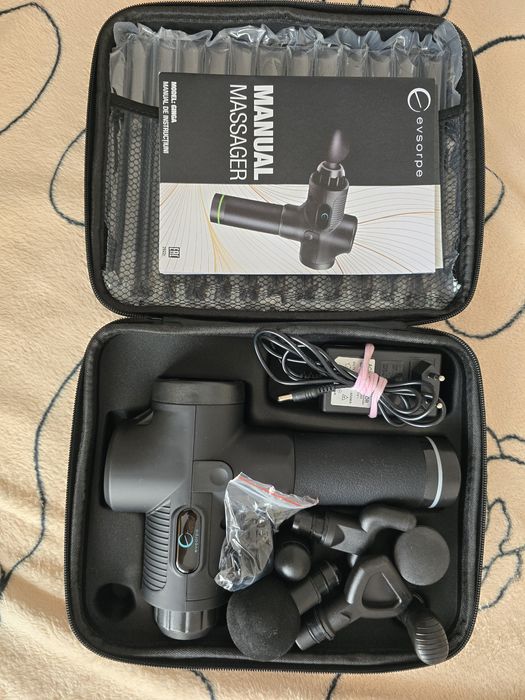 Aparat (pistol) pentru masaj, nou, nefolosit.