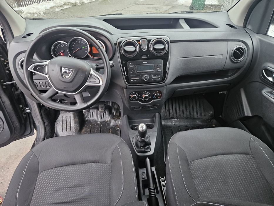 Dacia dokker.1.6 benzină.