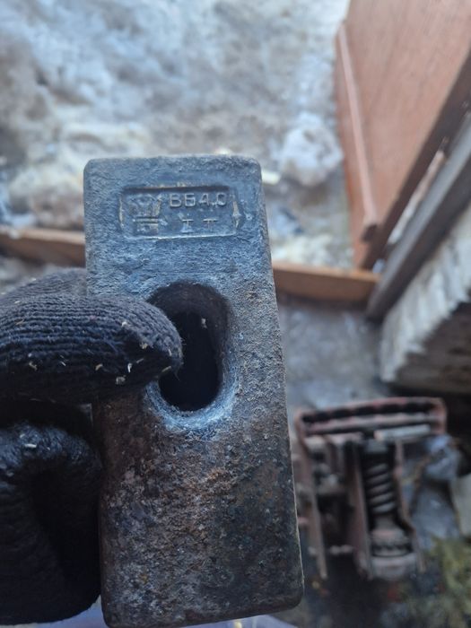 Продам кувалду латуневою