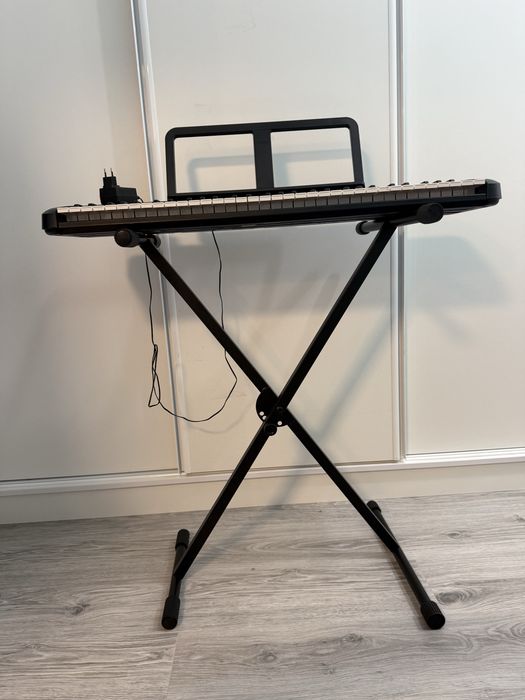 Orga Yamaha PSR F52 aprope noua, stare exceptionala