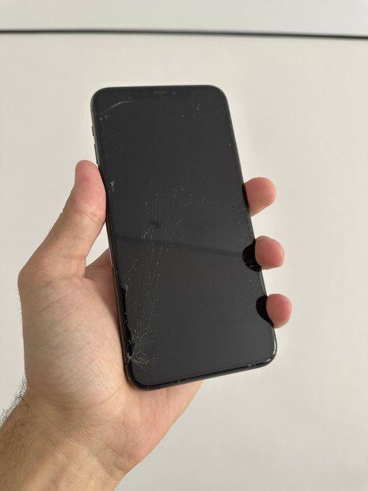 IPhone 11 Pro Max под восстановление