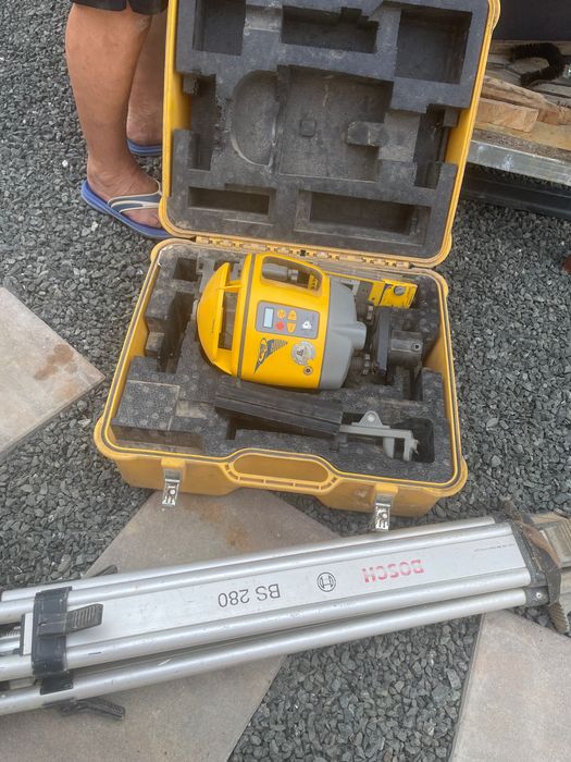 Laser rotativ profesional