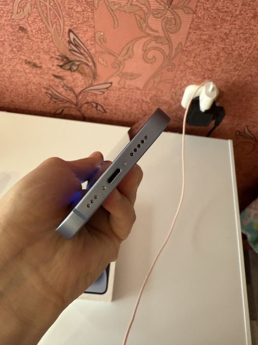 Продается iPhone 14