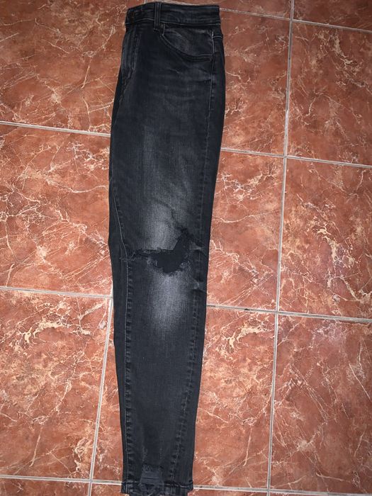 Blugi Pull and Bear slim fit ca noi fara uzura purtati doar o data