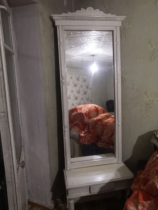 Продам огромное зеркало.