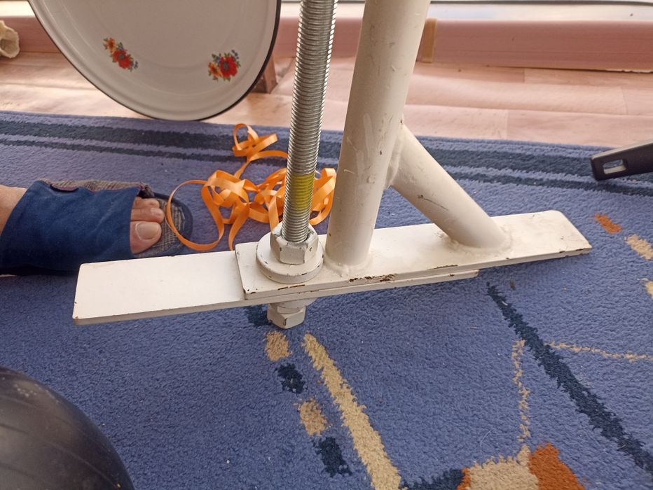 Турник настенный