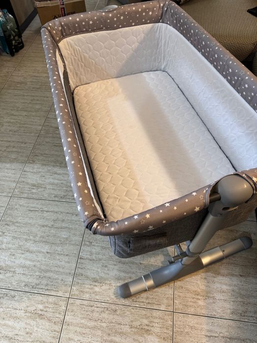 Кошара next to me