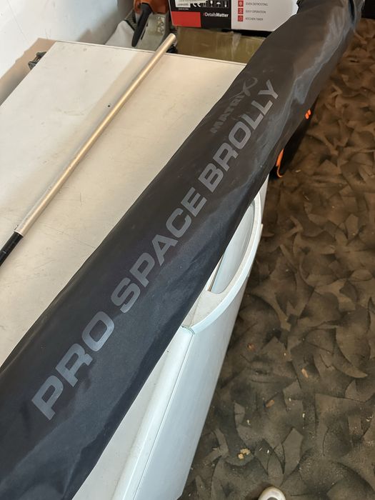 Umbrela Matrix - Pro Space Brolly