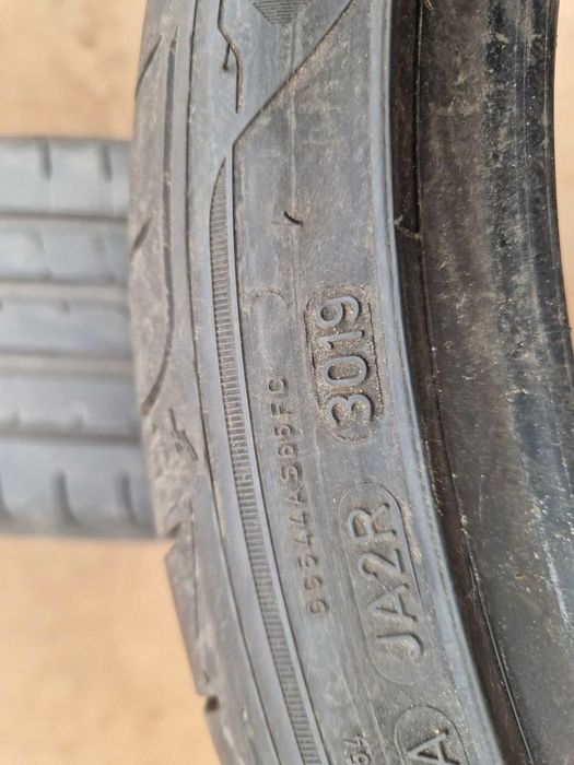 2 Goodyear R19 225/40 Летни гуми  DOT3019
