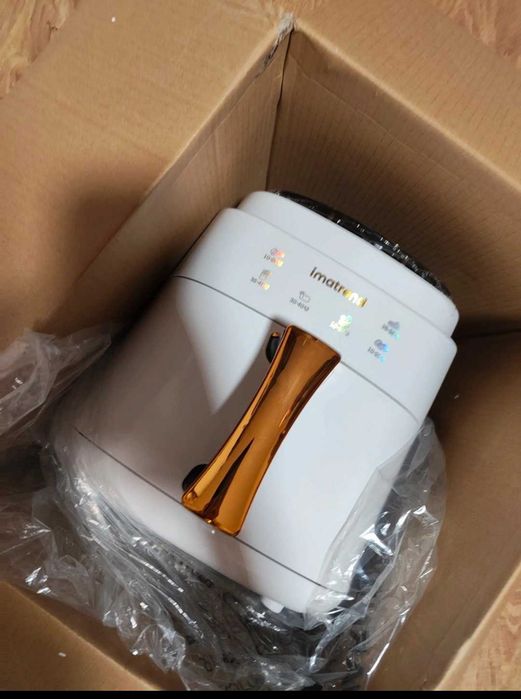 Vând airfryer tefal 1.6 L- Gătește rapid și sănătos