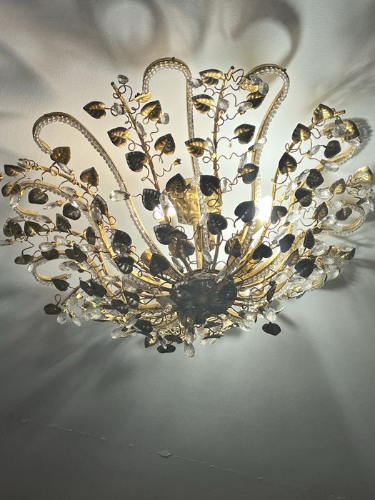 Продам Люстру. Турция