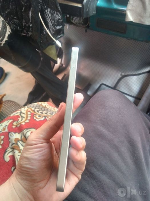 Samsung a06 telfon sotiladi   holati idiyal  bir qoll ishltilgan