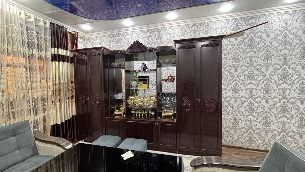 Продаётся стенка