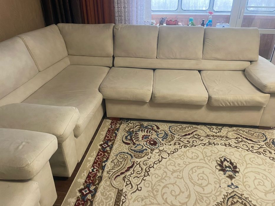 Продам срочно диван