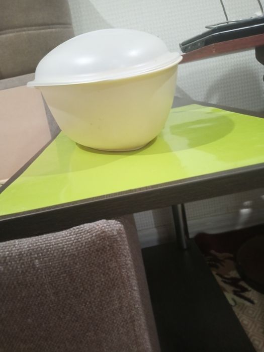 Хлебница большая 1500тнг.