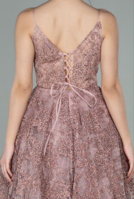 Официална рокля