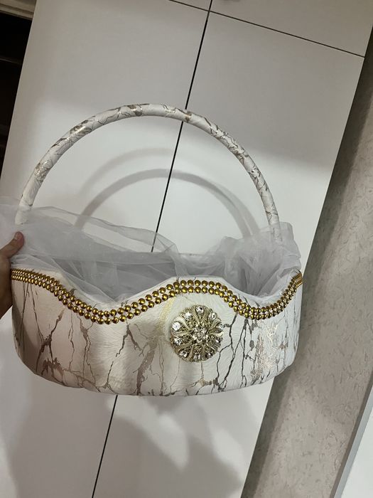 Корзина в отличном состояние!