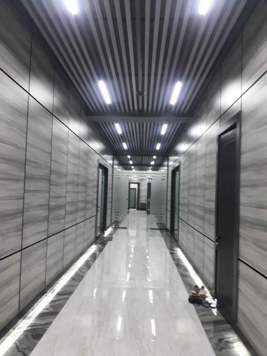 Нукусская ул.Бабура и Абдуллы Каххара рядом Пирамит Tower 1250 кв.м