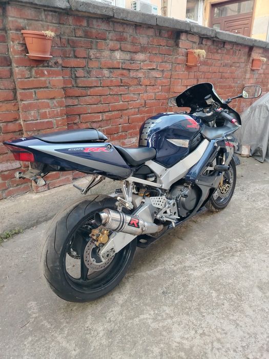 На части Honda CBR 929 Хонда ЦБР 929