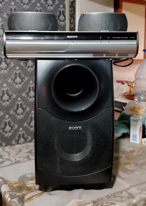 Музыкальный центр и домашний кинотеатр Sony