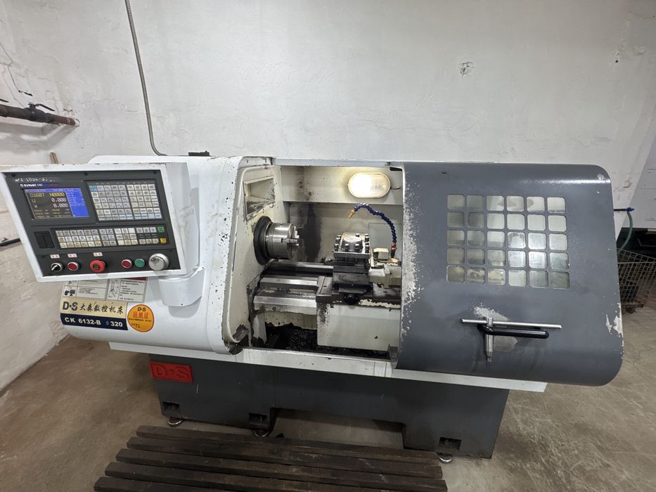 Станок токарный ЧПУ