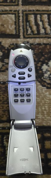 Telecomanda videoproiector
