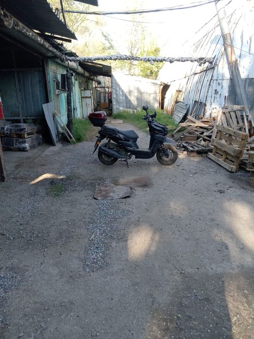 Мопед продам марка Танк 10