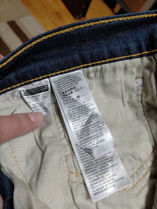 Blugi Lewis 541 cu etichetă