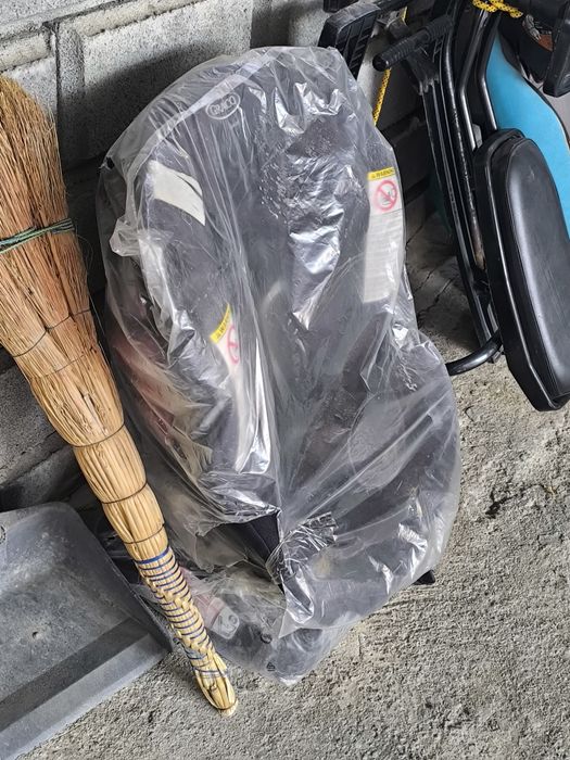 Детское кресло в машину