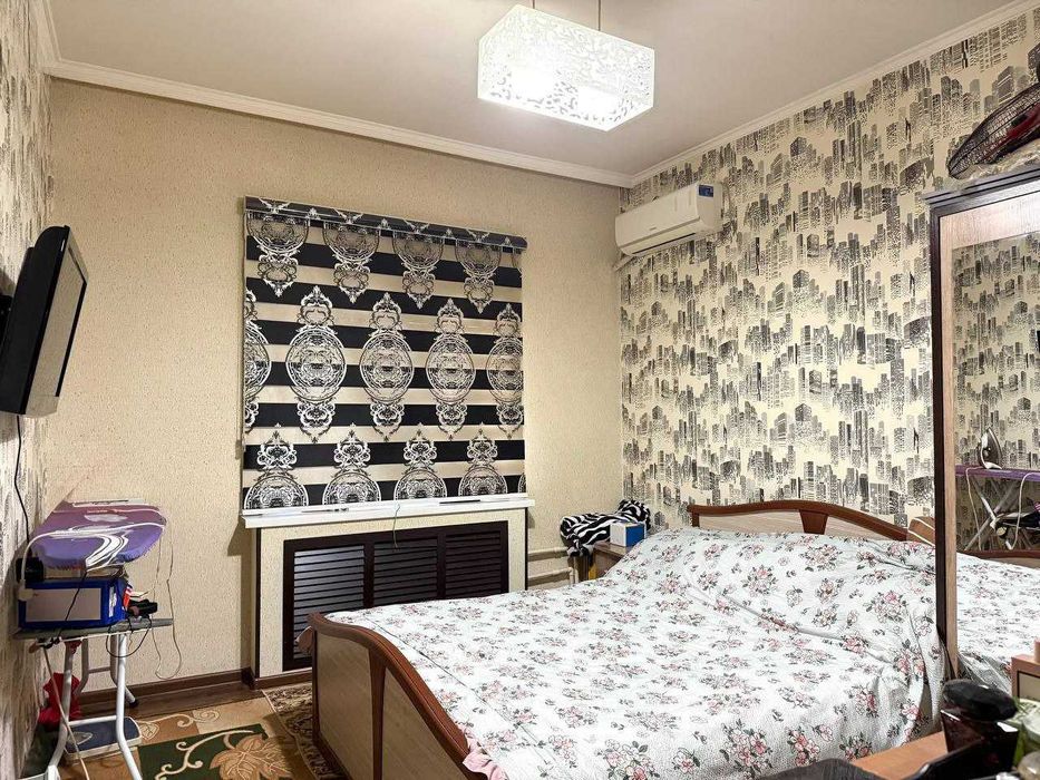 Продается квартира в Яшнабадском районе Авиасозлар-1. 2-х ком Франция