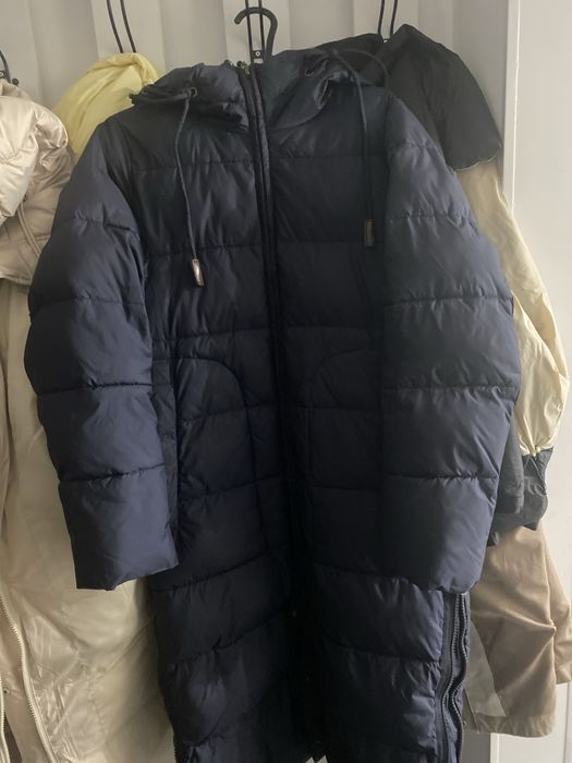 Отдам даром зимний пуховик.