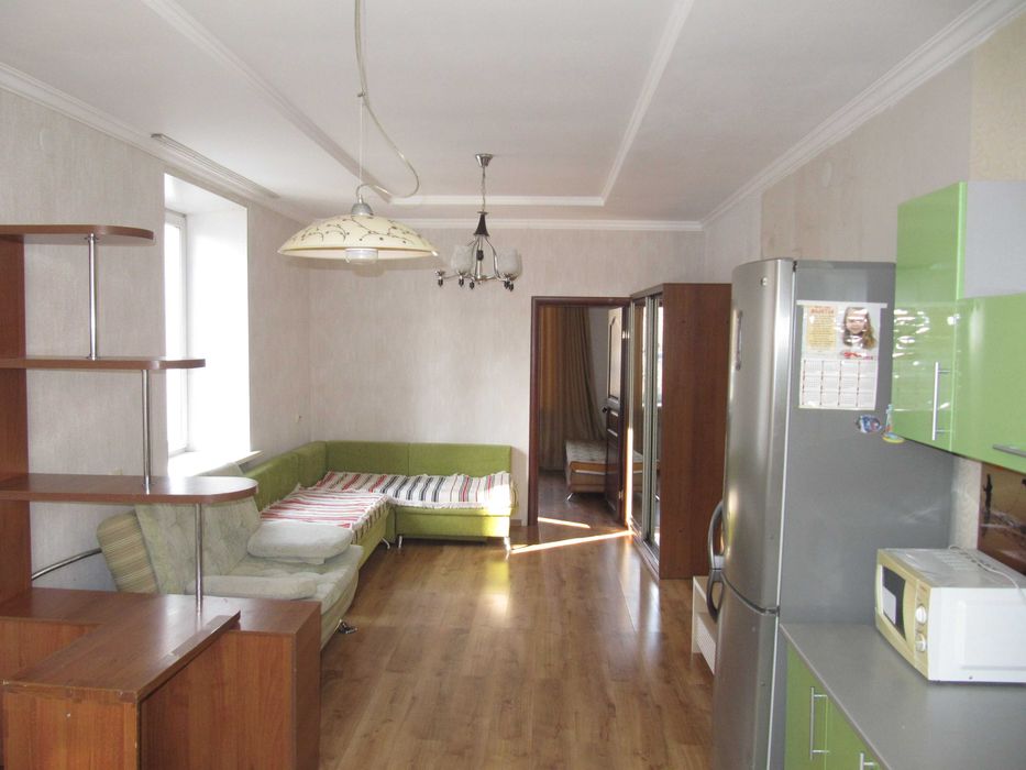 3х-комн квартира Менделеева 1