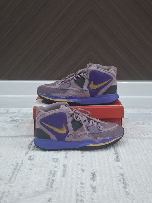 Nike Kyrie 8 Infinity