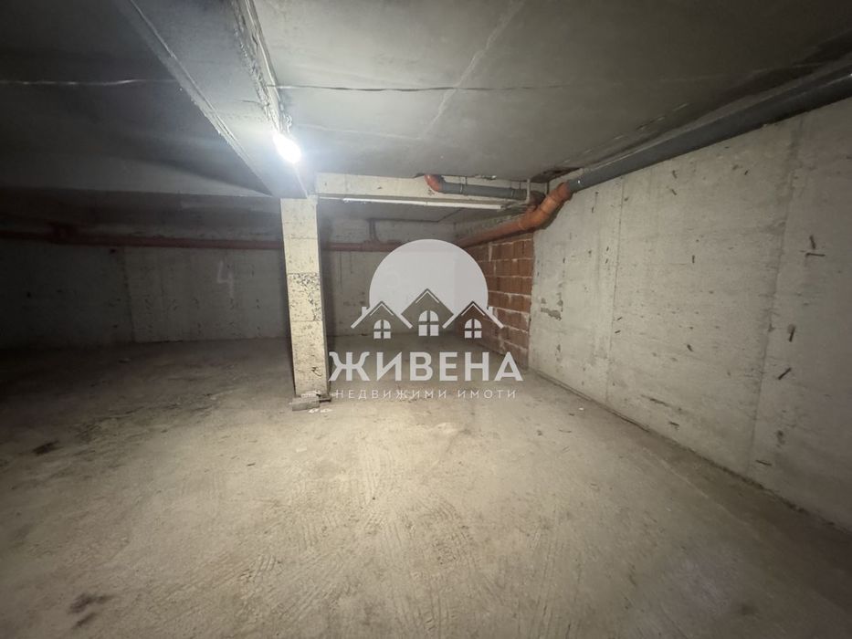 Продава се Гараж / Паркомясто в Варна, Лятно кино Тракия - 13 кв.м за 1924 €/кв.м - Снимка #2