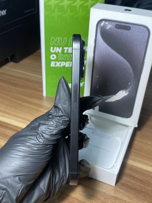iPhone 15 Pro • 512 GB • Black Titanium