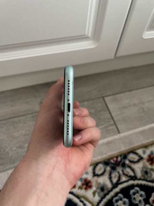 Iphone 11  64 gb
