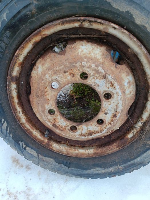 Vând hanțe Iveco oțel
