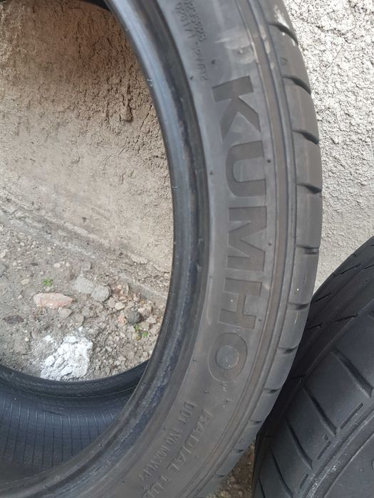 Продам шины KUMHO R 18