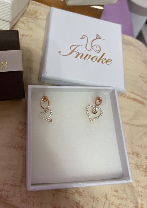 Дамски обеци Invoke