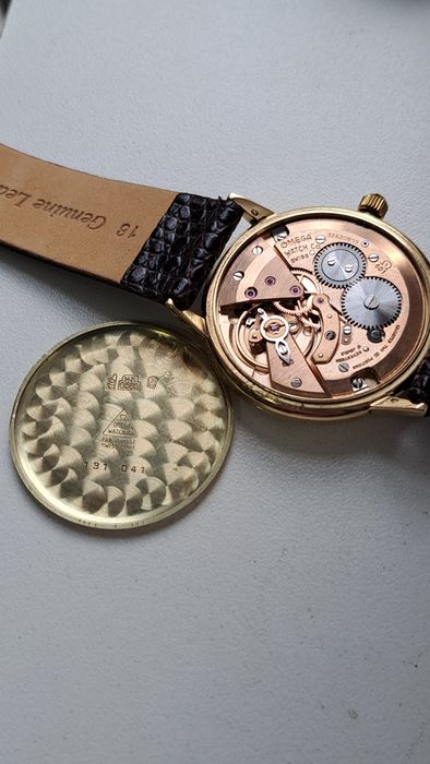 Ceas de Aur 14 K Omega Geneve
