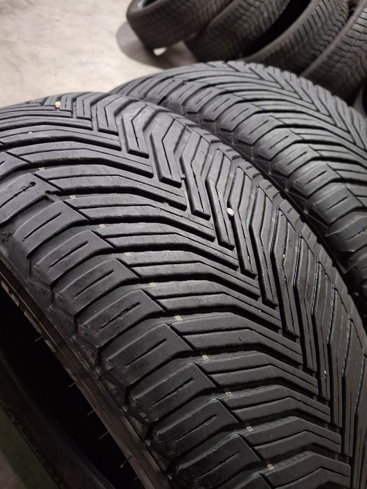 2 Anvelopele de iarnă 215 55 r16 Michelin