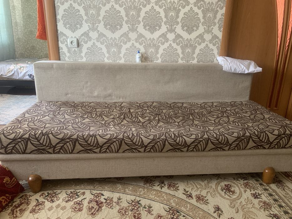 Продам диван самовывоз