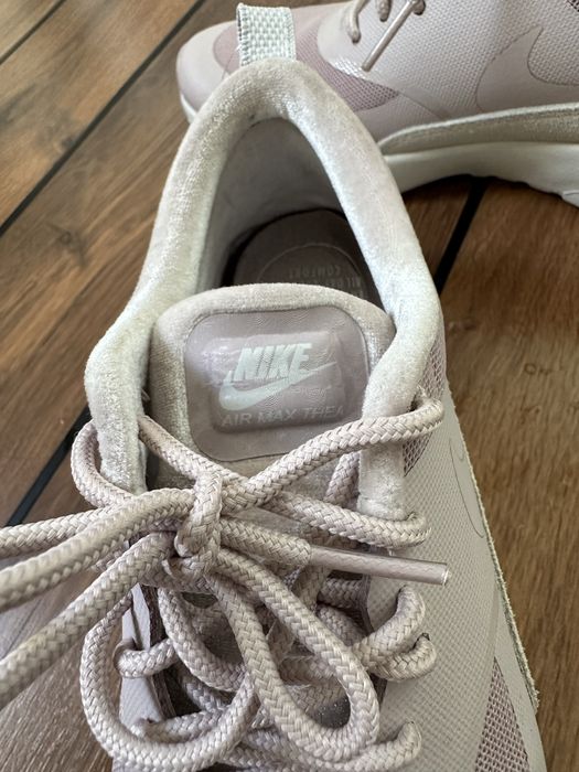 Adidasi Nike Air Thea 37