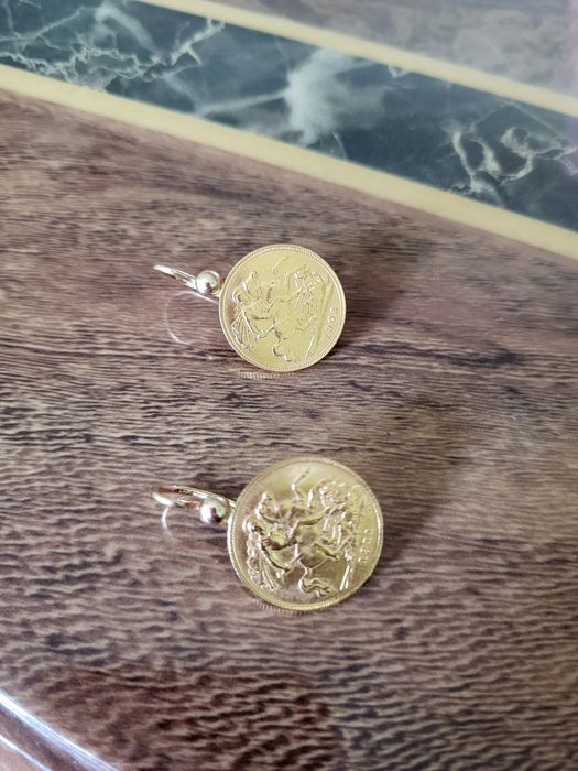 Vând cercei din aur cu cai